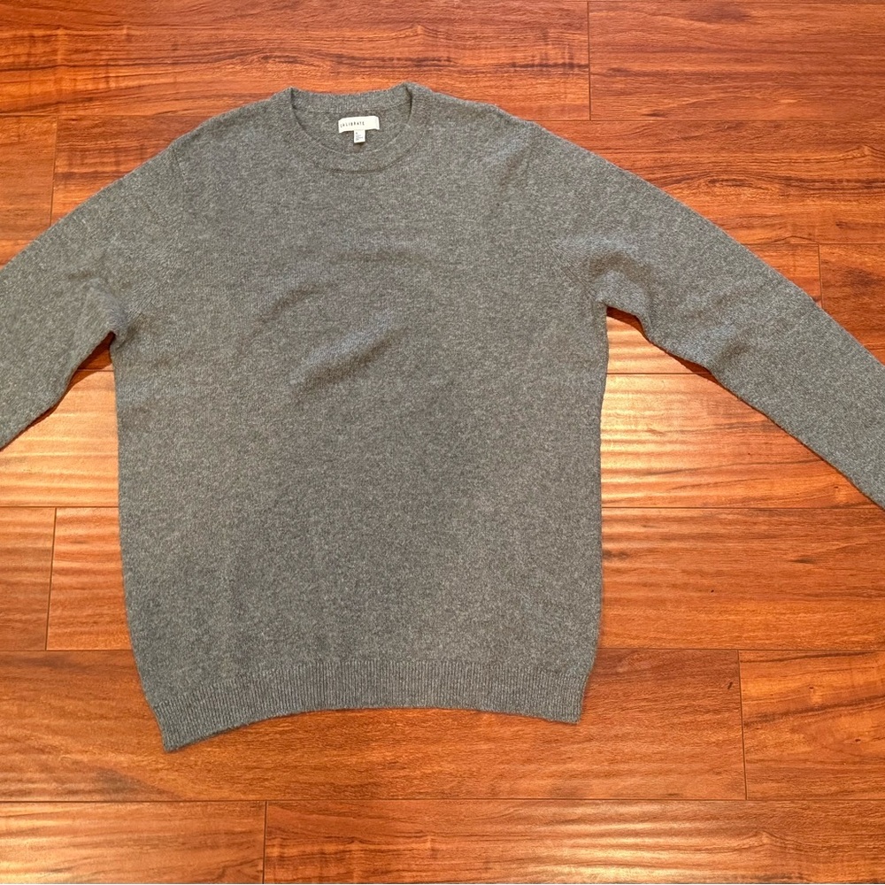 Calibrate Men's Gray Sweater